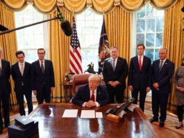 Trump : Nous quitterons bientôt l’Iran, et si nécessaire, nous y retournerons. Nucléaire ? Je m’en fiche, nous observerons depuis le satellite.