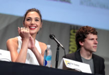 Gal Gadot met en garde ses 130 millions d’abonnés : « Ne tombez pas dans le piège des faux comptes »