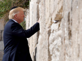 La droite post-libérale veut refonder l’ordre moral — mais elle échoue au test de l’antisémitisme