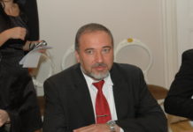 Nouvelle passe d’armes contre Yaïr Golan : Lieberman l’accuse de « parler pour ne rien dire »