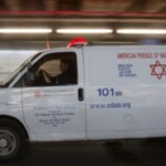 Jérusalem : un nouveau-né dans un état critique après une naissance à domicile compliquée