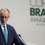 Iran : 2 000 morts reconnus par le régime, l’opposition évoque 12 000 victimes ; le chancelier allemand annonce « les dernières semaines du pouvoir »