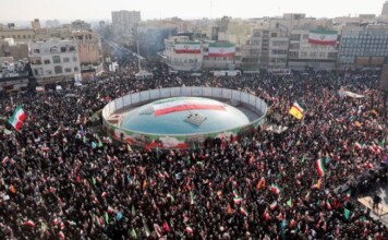 Le fils du Shah appelle à une intervention militaire ; manifestations géantes en Europe et en Amérique du Nord