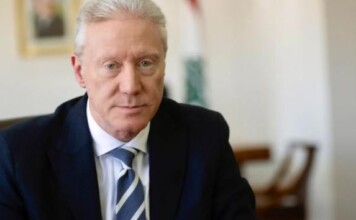 Le ministre libanais des Affaires étrangères : « Israël a le droit de poursuivre ses attaques tant que le Hezbollah n’est pas totalement désarmé »