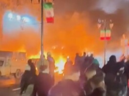 « Plus proche que jamais » : le spécialiste de l’Iran change d’analyse sur la chute du régime