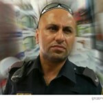 La famille s’opposait à la relation : voici le policier soupçonné d’avoir poignardé l’ex-compagnon de sa fille