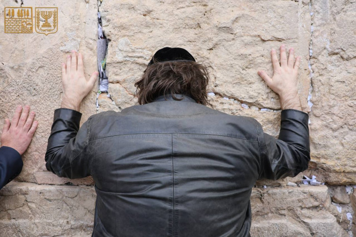 photo_2026-04-19_19-16-23