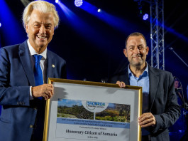 Geert Wilders a visité Havat Gilad et reçu la citoyenneté d’honneur de Yossi Dagan : « Un véritable ami »