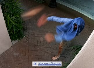 Un habitant de Floride a partagé une vidéo de Mamdani et a jeté une brique sur une maison Habad