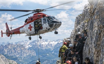 36 touristes « hassidiques » bloqués à 2 300 mètres d’altitude, secourus lors d’une opération massive