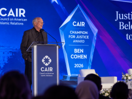 Le CAIR décerne son prix « Champion de la justice » à Ben Cohen, cofondateur de Ben & Jerry’s, le soir de Roch Hachana