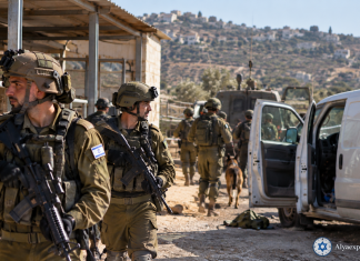 Un terroriste poignarde un Israélien dans une ferme de Samarie jusqu’à ce que son couteau se brise ; la victime grièvement blessée, l’assaillant éliminé après une chasse à l’homme